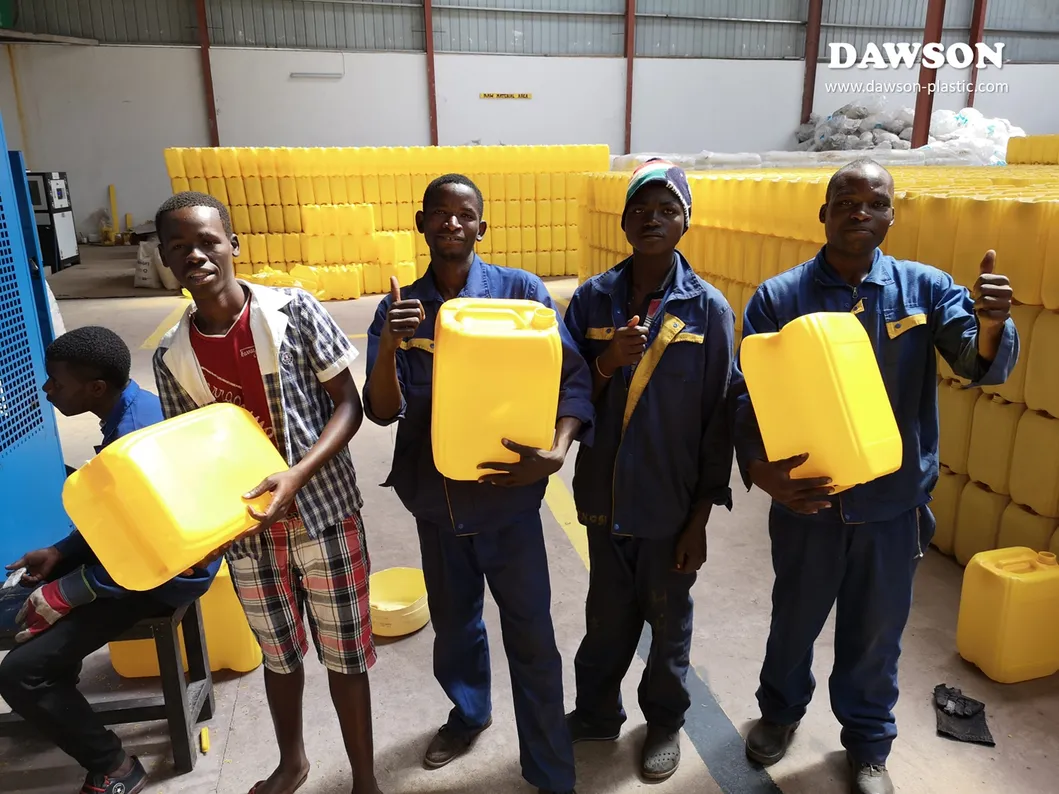 20L Jerry Can Servo Motor Blowing Shaping Machine