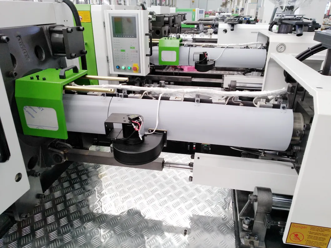 90V-UPVC Plastic Injection Moulding Molding Machine (90ton IMM)