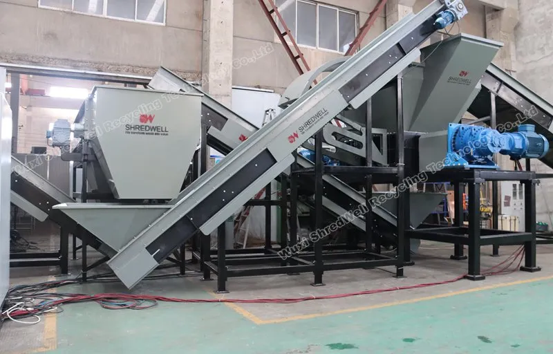 Automatic Used Tire Recycling Equipment to Grinder Waste Tyre