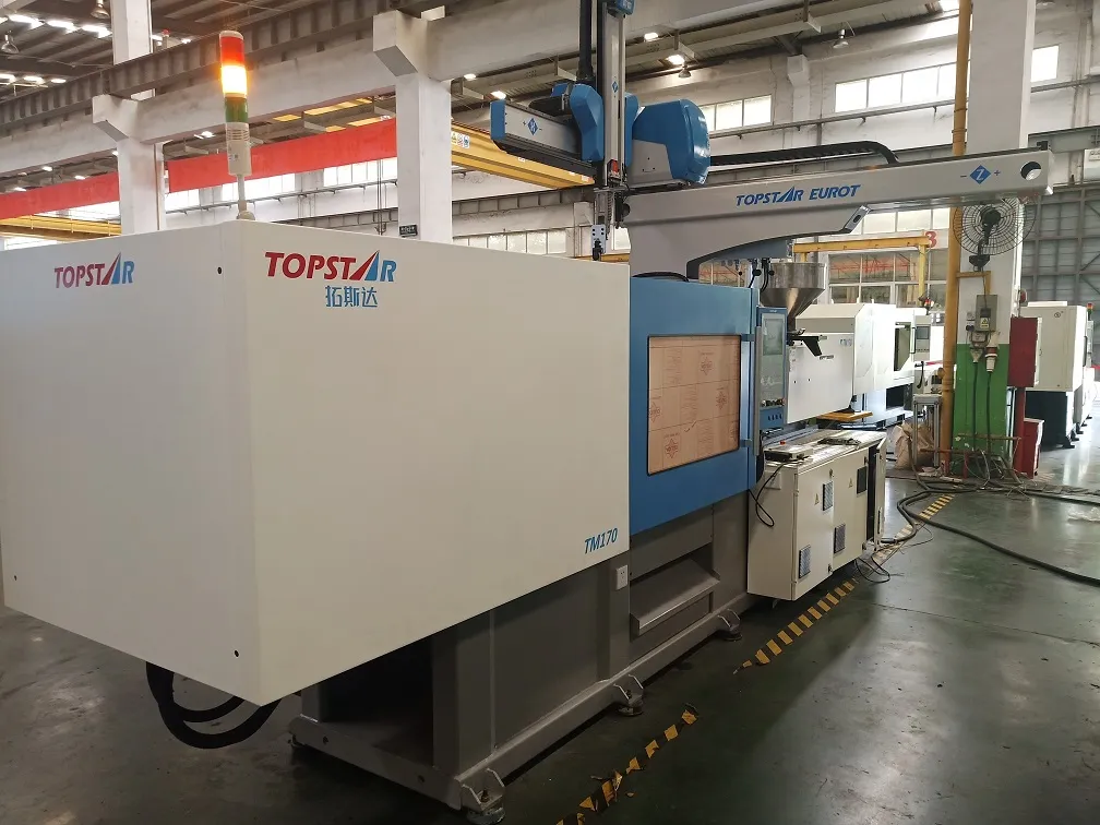 High Quality Automatic Plastic Injection Molding Machine with Servo Motor