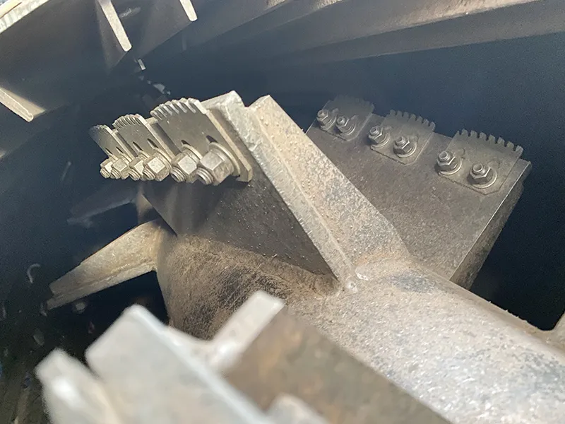 PET plastic bottle label removing / peeling / separating machine