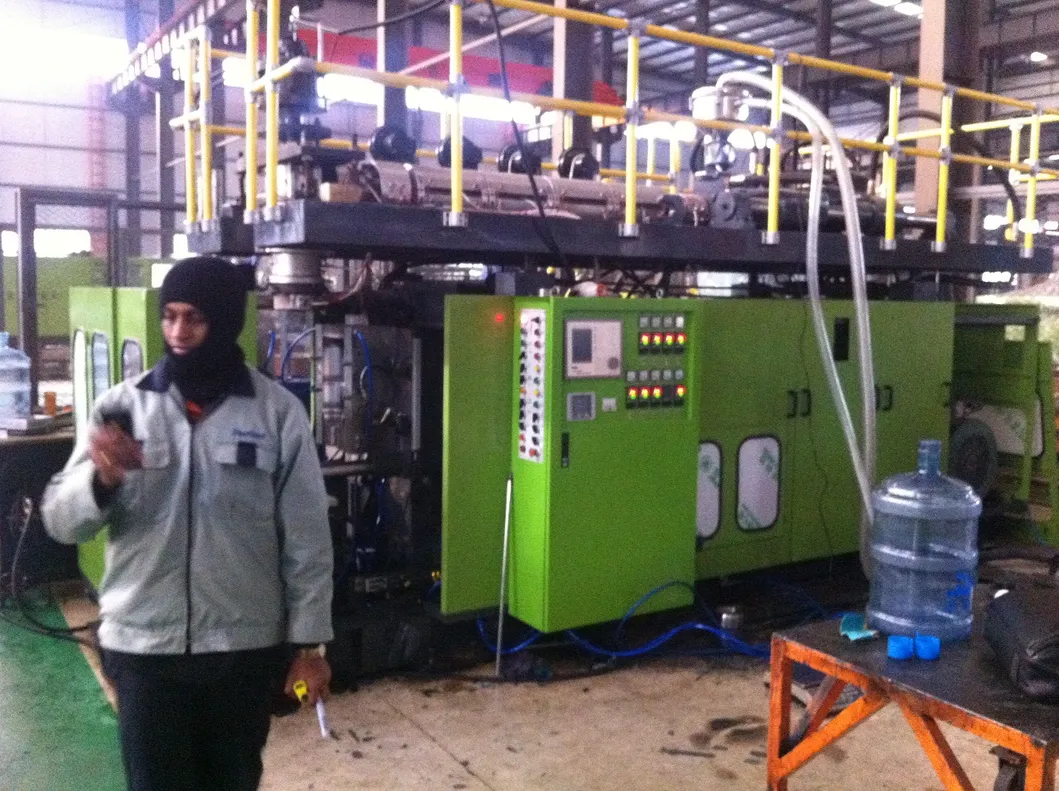 Professional Blow Moulding Machine Manufacturer for 5 Gallon PC Barrel