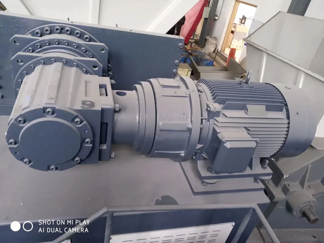 Shred Plastic Shredder/Paper Shredding Machine