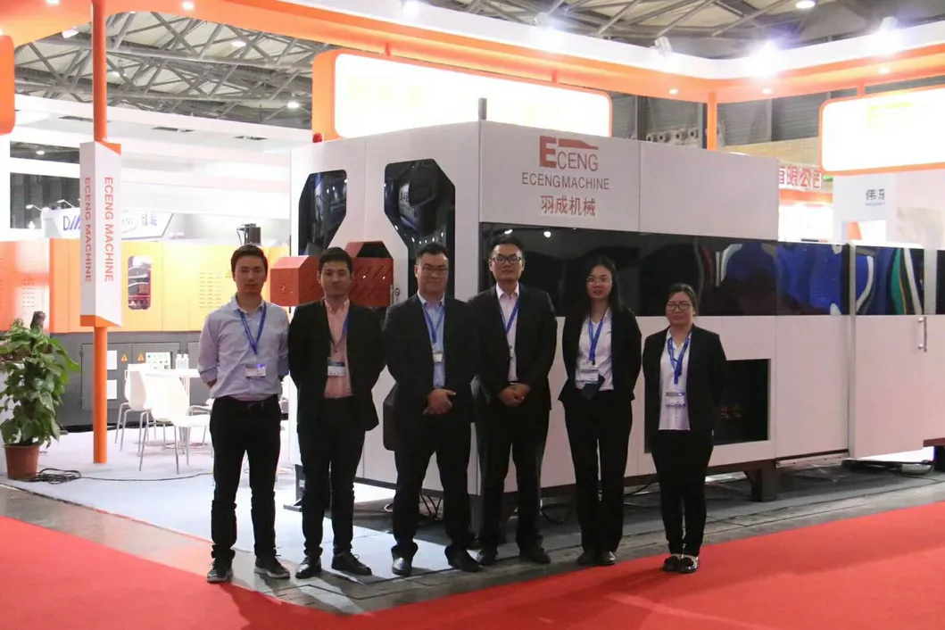 Small Tank Manufacturing 12000bph Pet Blow Moulding Machine