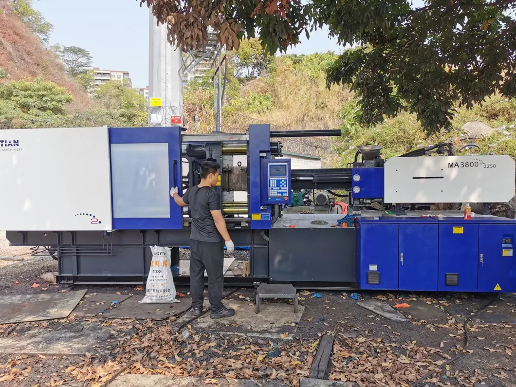 Used for Plastic Molding Machine Haitian 380 Tons Second-Hand Injection Molding Machine